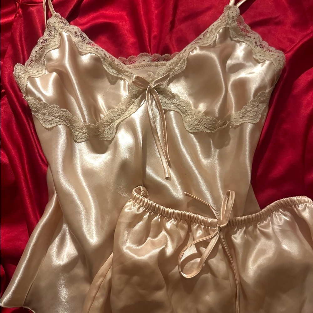 Elegant Cream Vintage Satin Pajama Lingerie Set